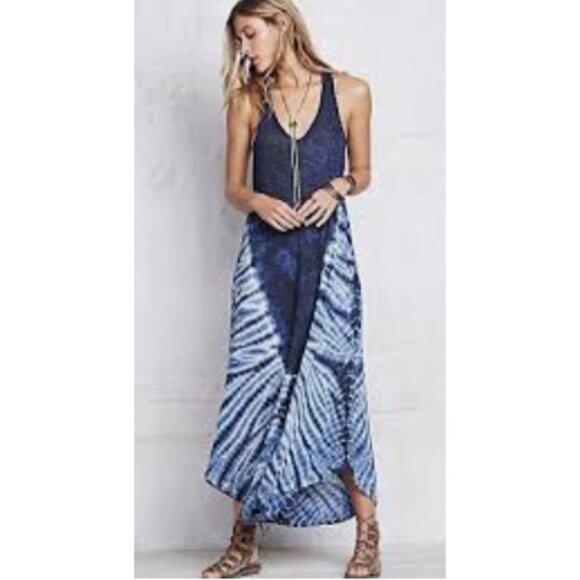 Free People Dresses & Skirts - Free People Blue Tie-Dye Maxi Dress